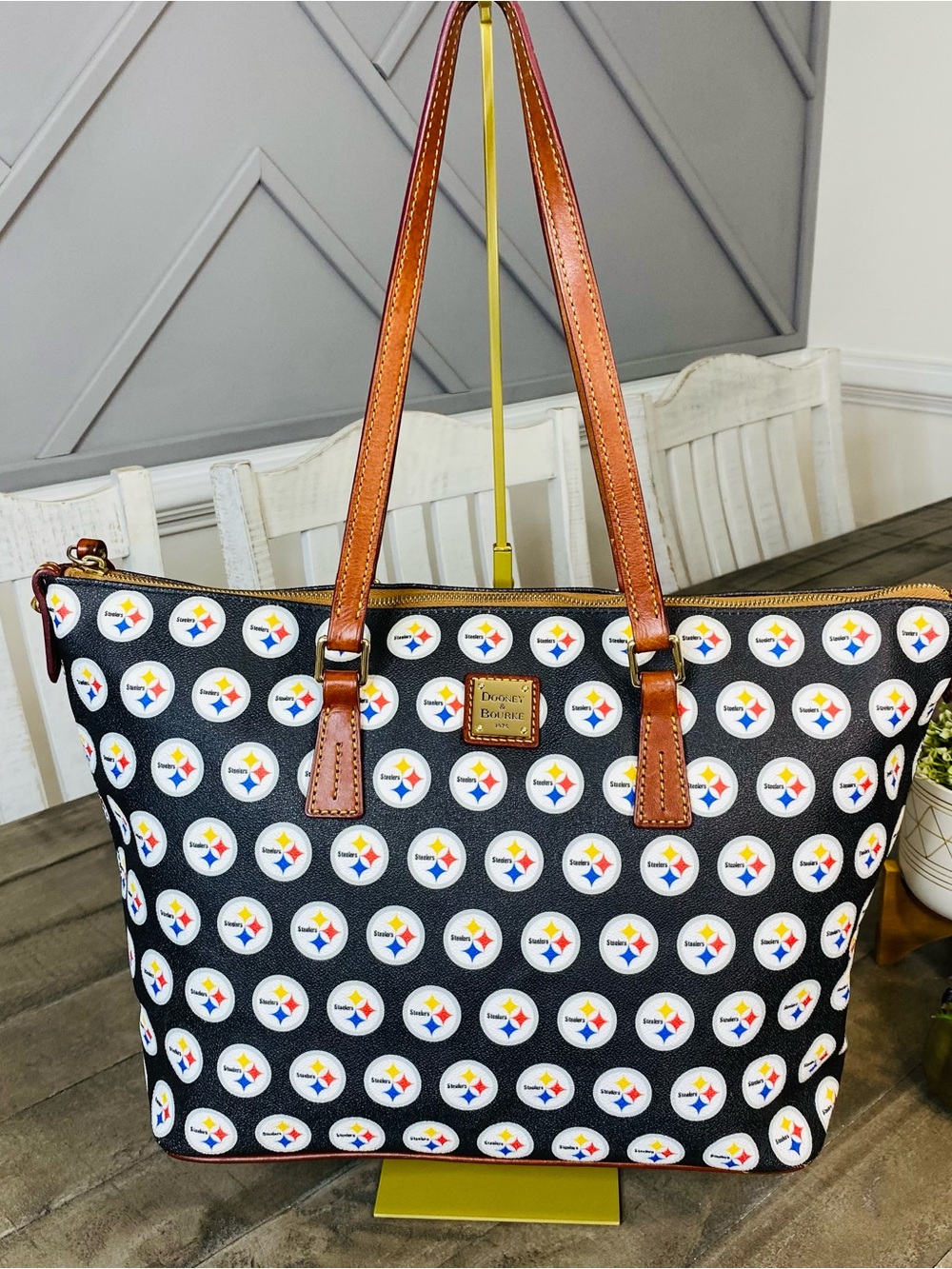 Dooney & Bourke NFL Pittsburgh Steelers Zip Top Shopper Tote Bag Purse Leather
